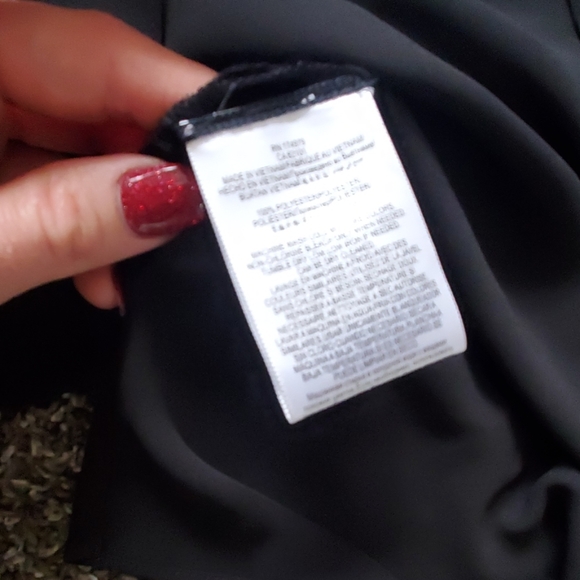 Nwt beautiful black BCBG Maxazria tank - Picture 4 of 4